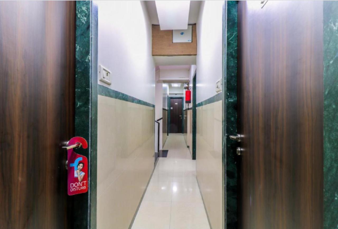 Fabhotel Galaxy Suite Мумбай Екстериор снимка