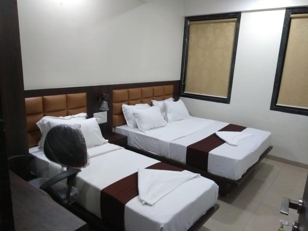 Fabhotel Galaxy Suite Мумбай Екстериор снимка